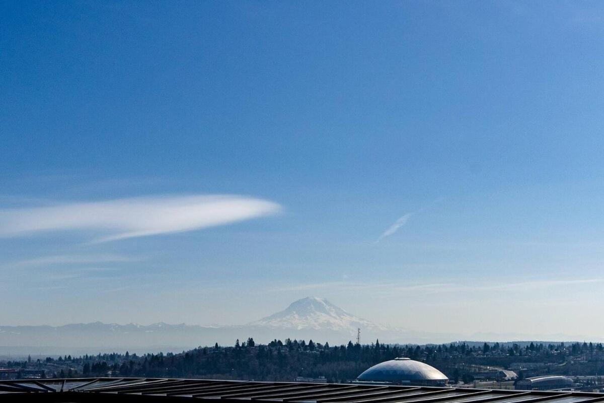 Large-Modern Studiomt Rainier View Downtown Lejlighed Tacoma Eksteriør billede